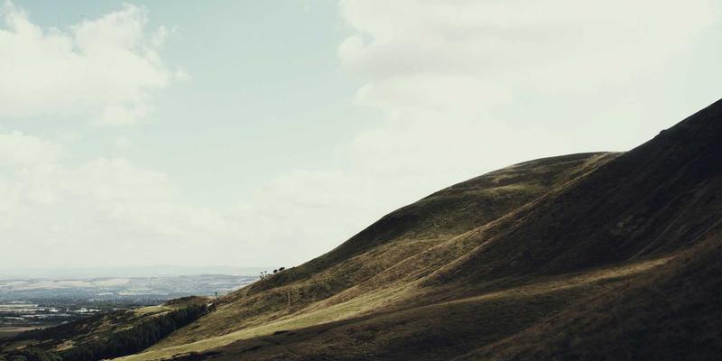 Laura Vandery44: Redefining Art Design Through Digital Creativity