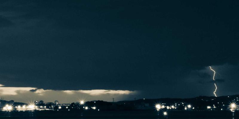 从Laura Vandery的实践看独立艺术家：如何与画廊及策展人成功合作