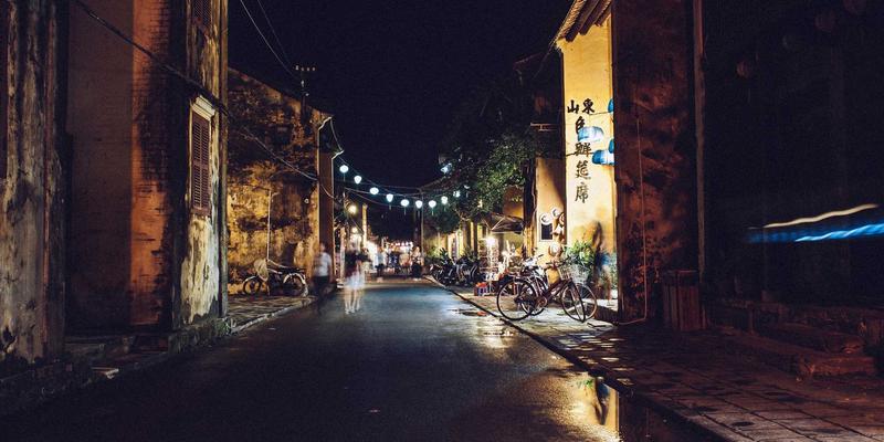 从传统素描到数字艺术：探索Laura Vandery的Purple Art创作工具与工作流