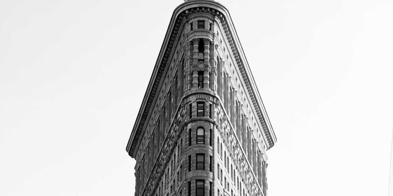 从街头到画布：Laura Vandery 如何用涂鸦艺术思维突破创意枯竭期